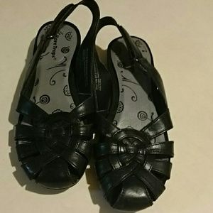 Baretraps sandals
